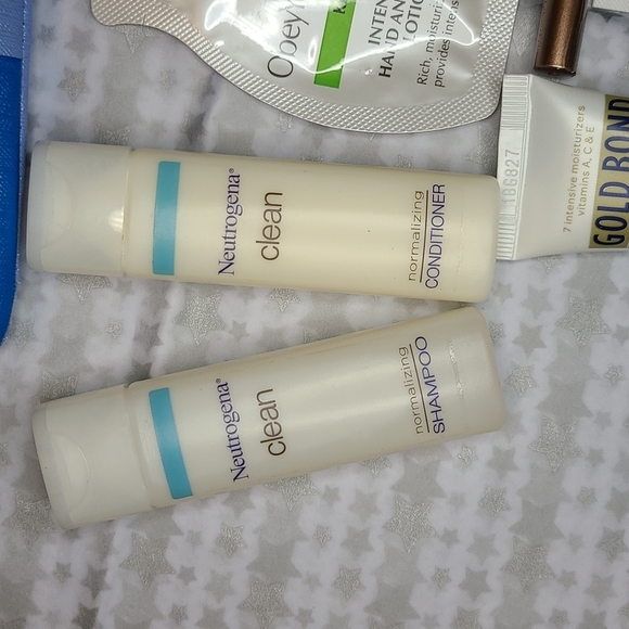 😎HP😜  Misc Bundle: shampoo, conditioner, lotion, eye liner----all unope - Picture 4 of 12